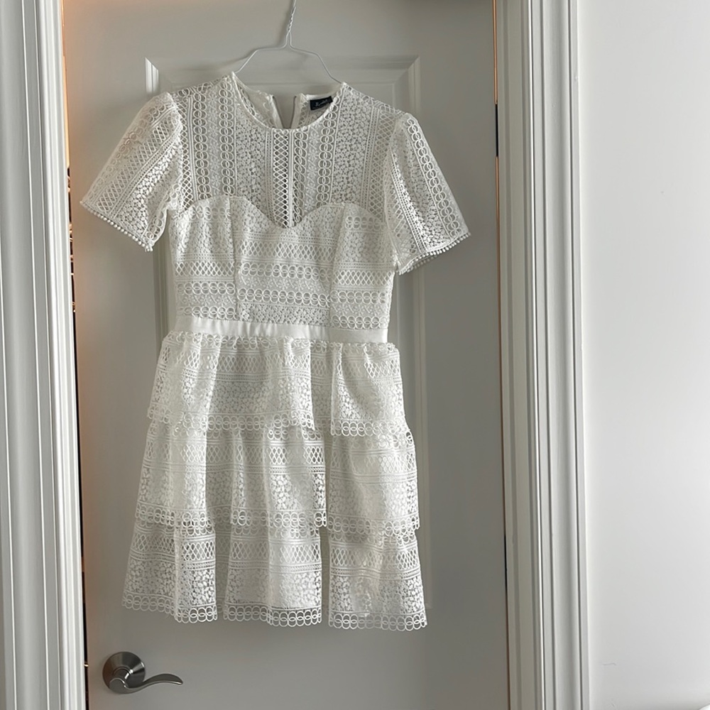 Bardot White tiered dress size US 6 worn once